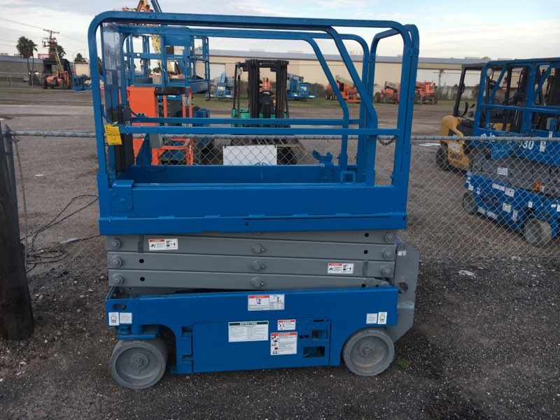 SLAB SCISSOR LIFT